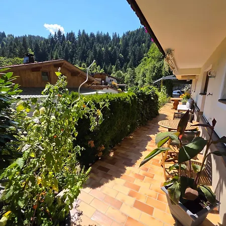 Feines Alpennest Apartament